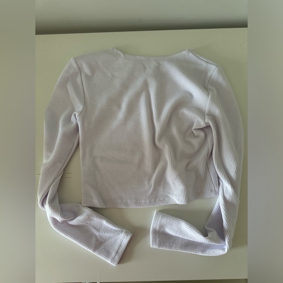 ARDENE CROPPED LONG SLEEVE TSHIRT RIBBED WHITE SIZE SMALL - Picture 4 of 4